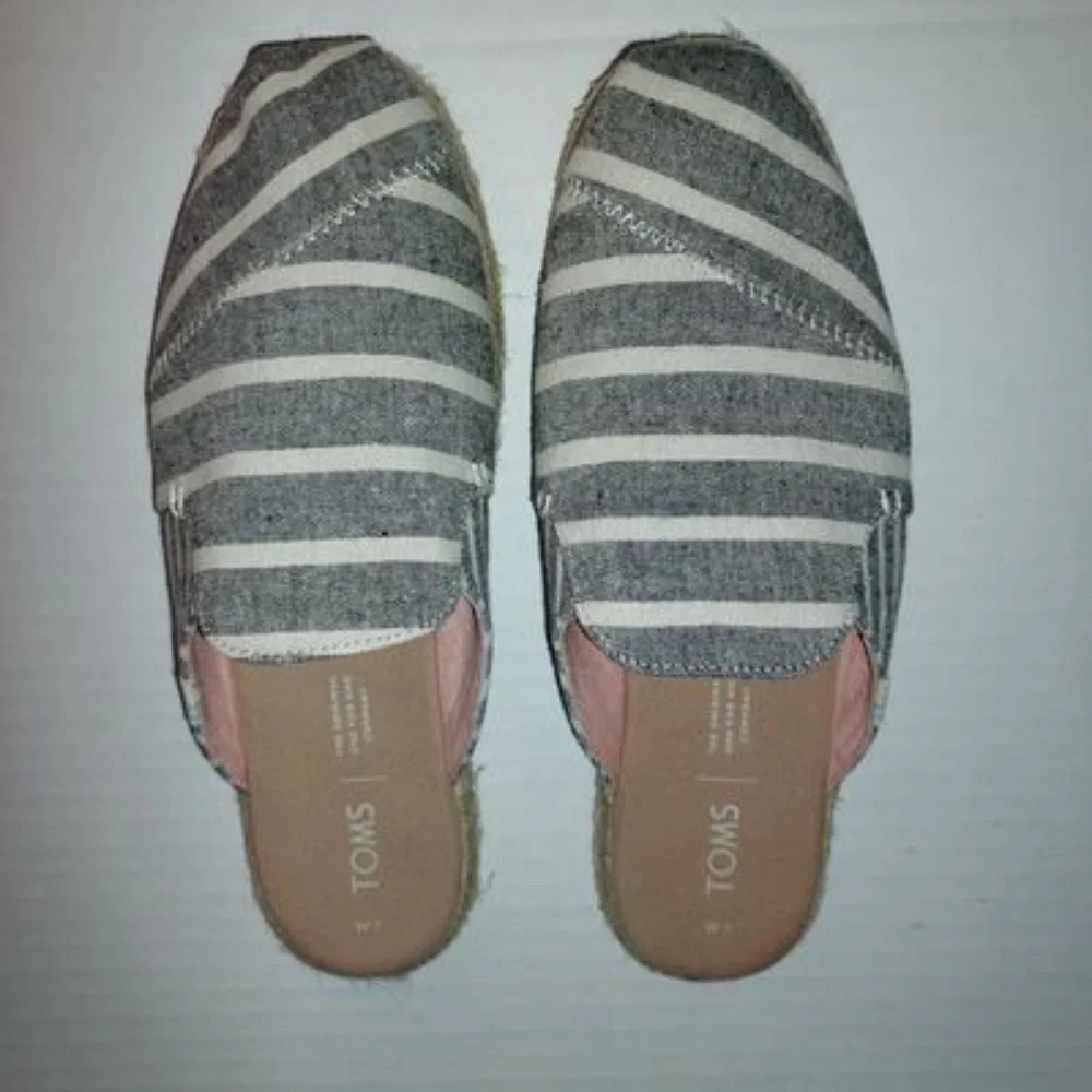 Toms gray stripe espadrille slip-on shoes size 7